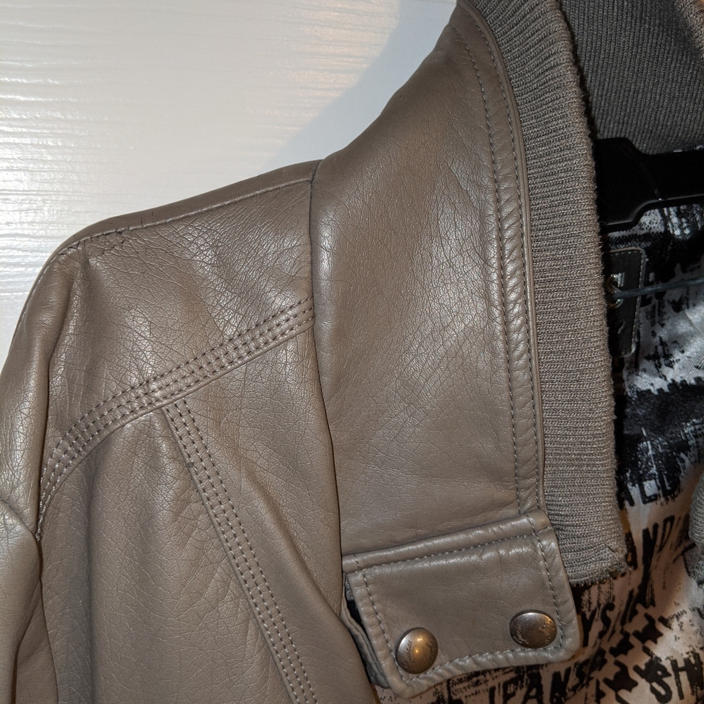 Guess jacket - Picture 7 of 7